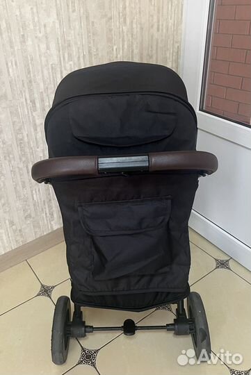 Прогулочная коляска luxmom