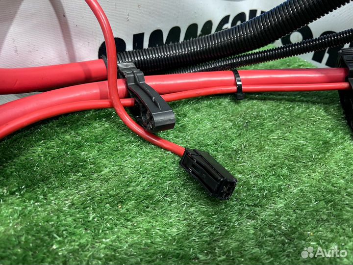 Плюсовой провод аккумулятора BMW Z4 E85/E86 рест