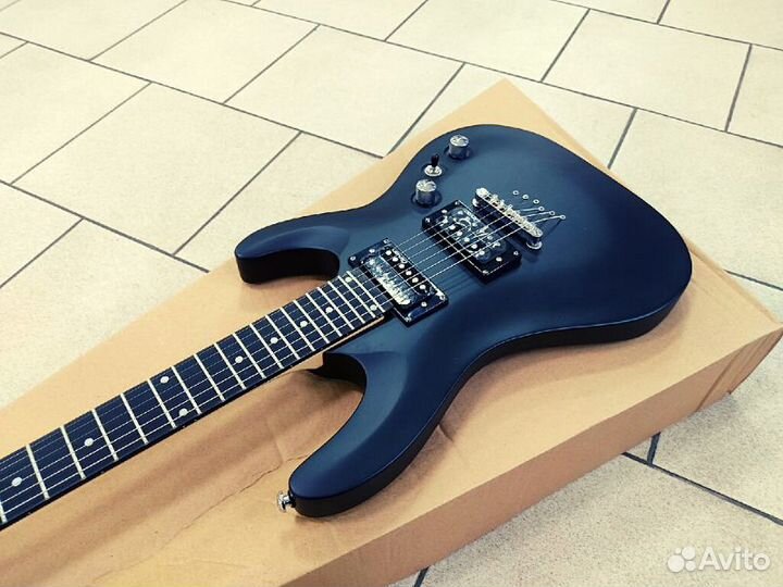 Электрогитара Clevan