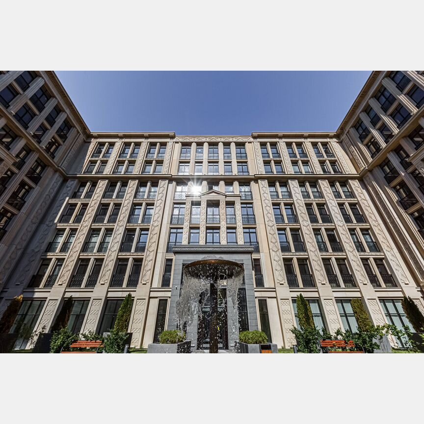 2-к. квартира, 89,8 м², 1/7 эт.