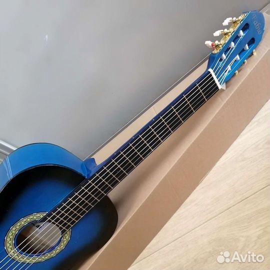 Гитара новая классическая полноразмерная 4/4