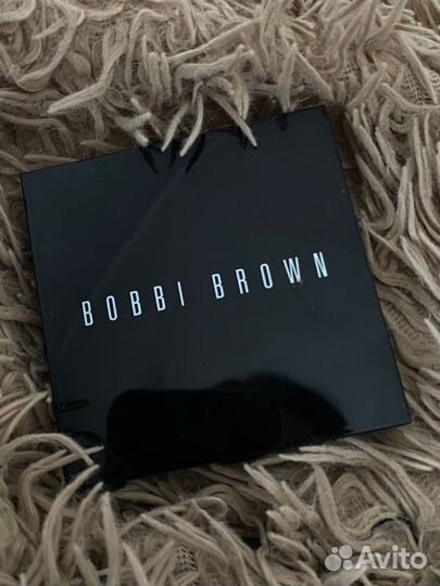 Bobbi brown пудра