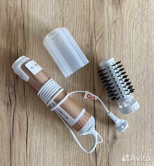 Фен-щетка Rowenta Brush