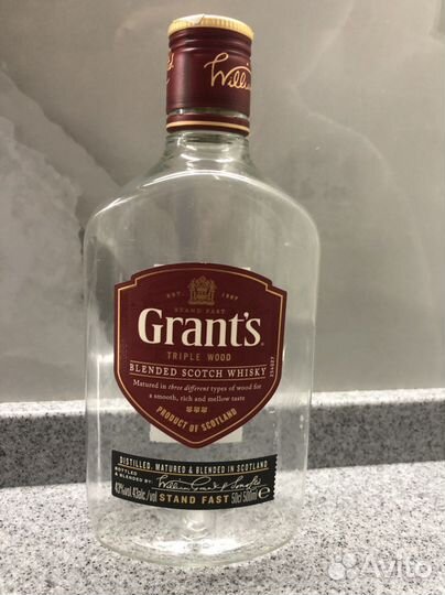 Бутылки коробки банки пробки фляжки