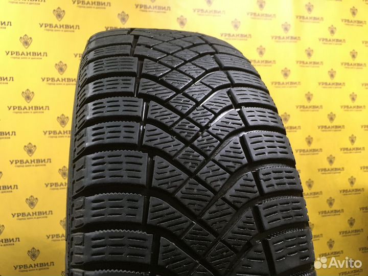 Pirelli Ice Zero FR 205/55 R16