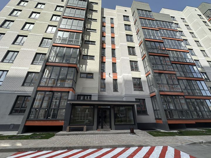 3-к. квартира, 103,5 м², 2/9 эт.