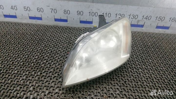 Фара Ford C-Max (2003-2010)