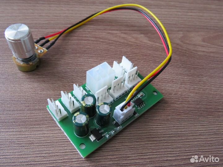 Регулятор скорости вентиляторов (реобас) 8x4pin