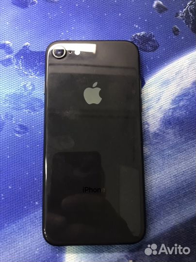 iPhone 8, 64 ГБ