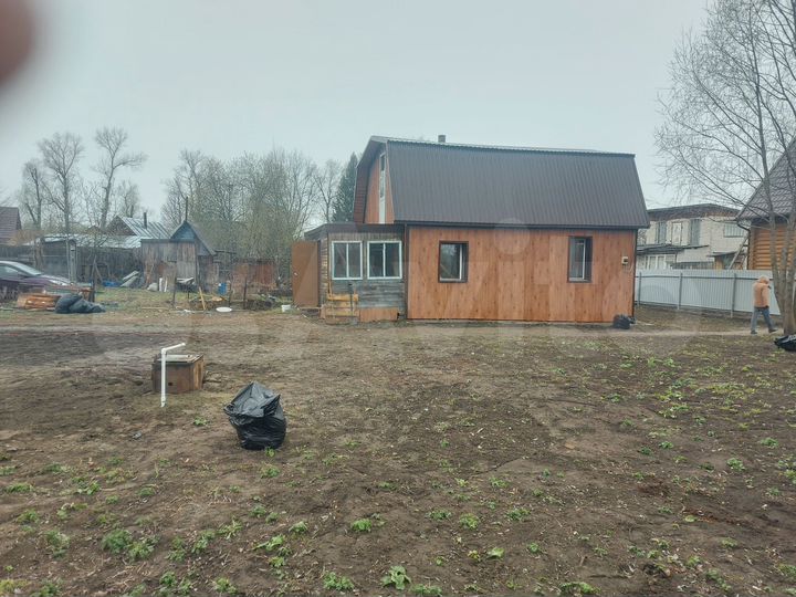 Дача 50 м² на участке 8 сот.