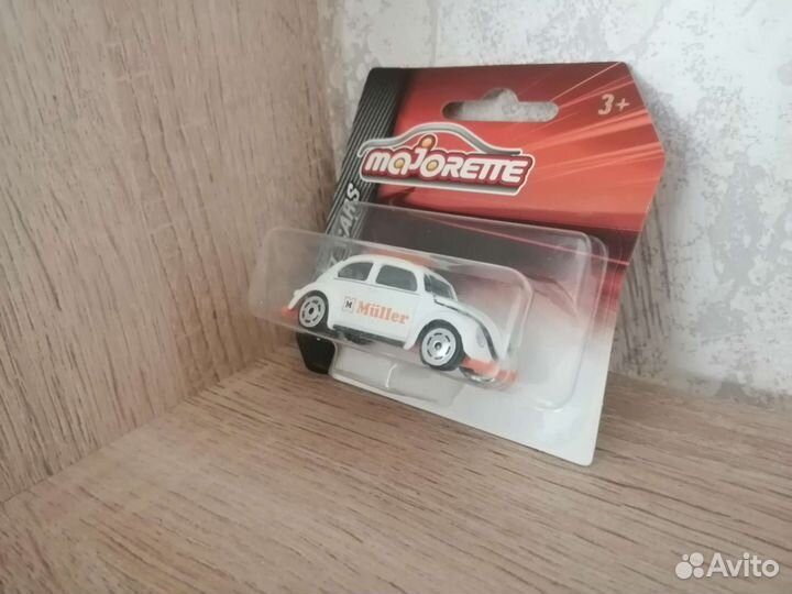 Машинки 1/64 модели машин