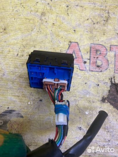 Блок управления зеркалом Nissan Fuga Y50 VK45DE