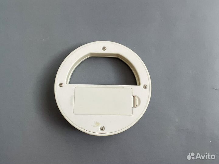 Кольцевая лампа на телефон