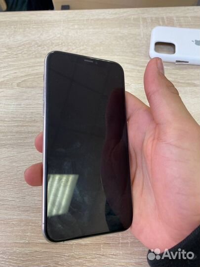 iPhone 11 Pro, 64 ГБ