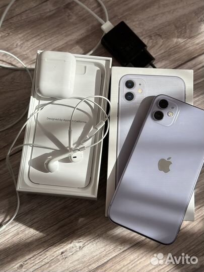 iPhone 11, 64 ГБ