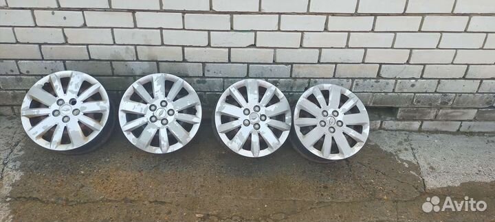 Диски с колпаками