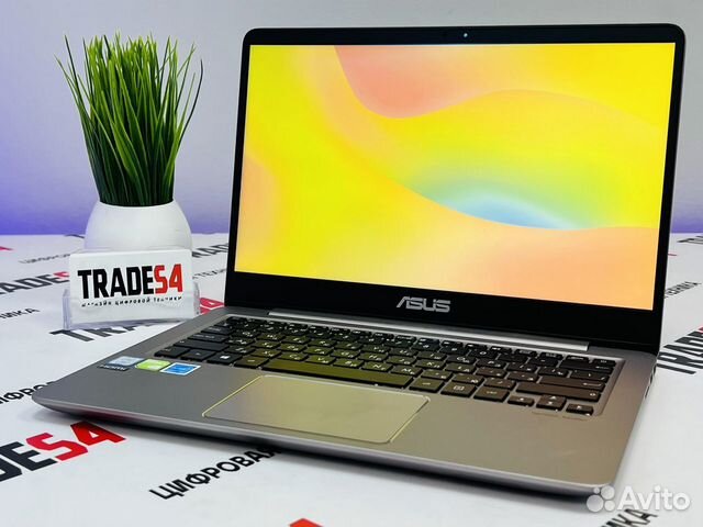 Asus Zenbook UX410U 14.1" i5-8250U MX 130 8GB SSD