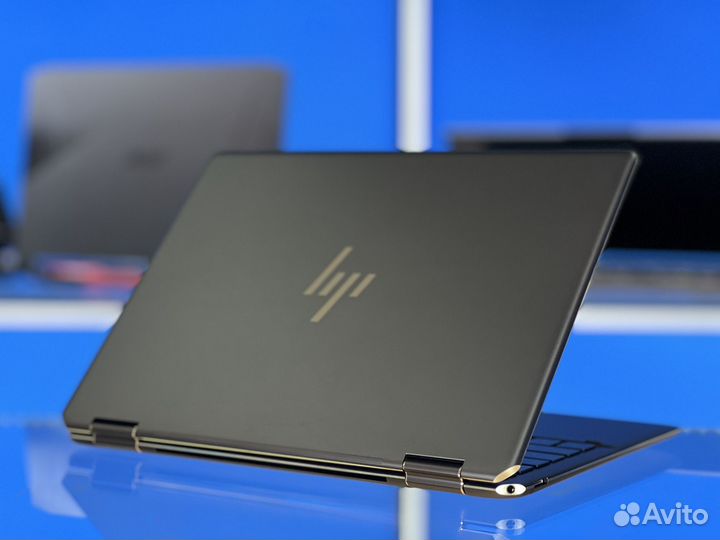HP Spectre x360 13.5