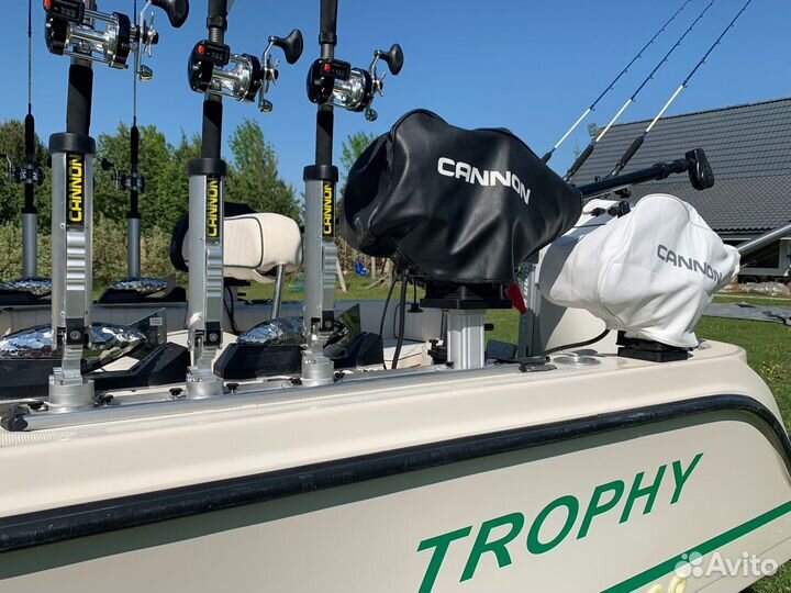 Рыбацкий катер Bayliner trophy 1703