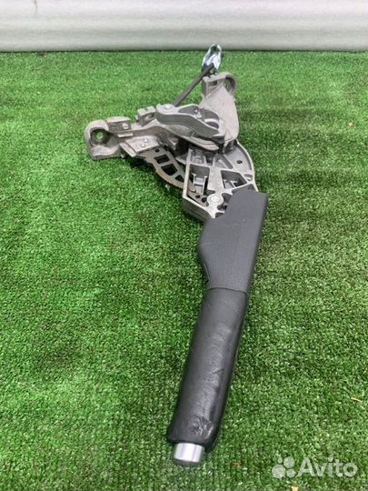 Рычаг стояночного тормоза Volkswagen Golf хетчбэк