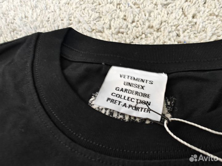 Футболка Vetements Mixed Logo