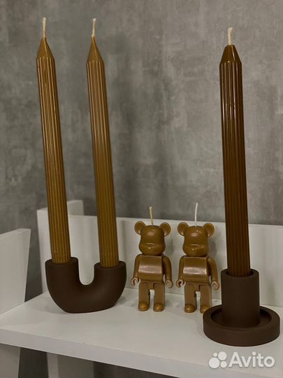 Свечи в подсвечнике