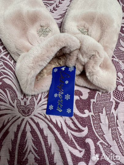 Новые варежки теплые