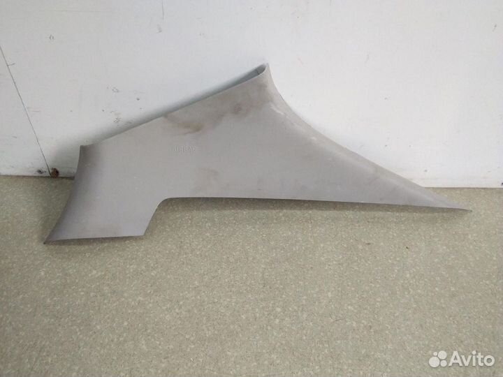 Обшивка задней стойки правая Chevrolet Cruze 2009
