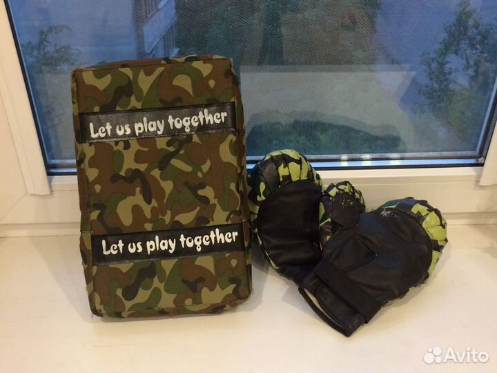 Боксерские перчатки детские (с грушей-подушкой)