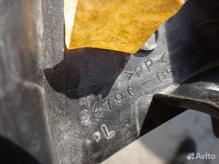 Витара Накладка двери передней левой Vitara 06-12