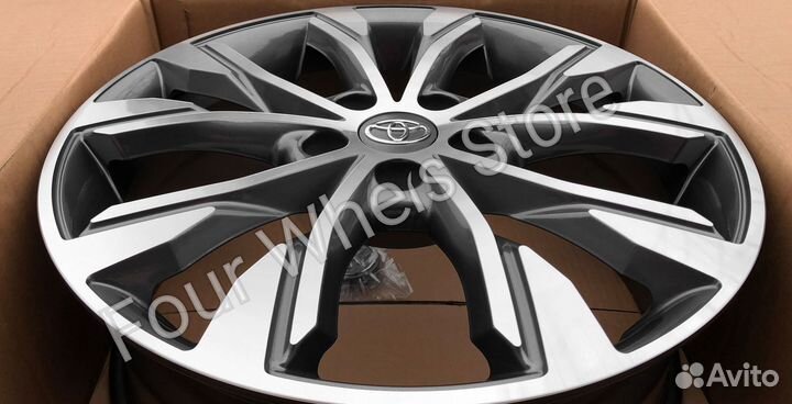 Диски на Тойота рав4 R18