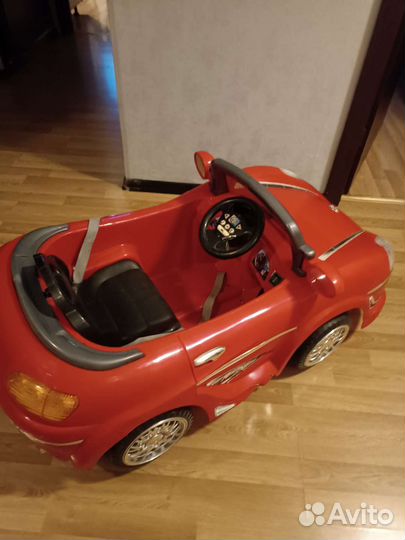 Детский электромобиль