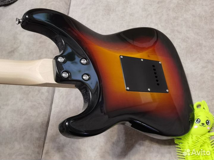 Inspector strateg 12 как fender Stratocaster