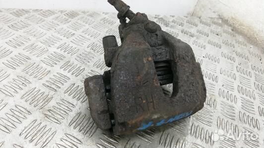 Суппорт тормозной передний правый ford focus 2 (KB