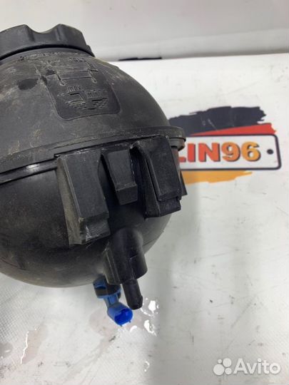 Расширительный бачок Bmw X3 F25 N47D20 2012