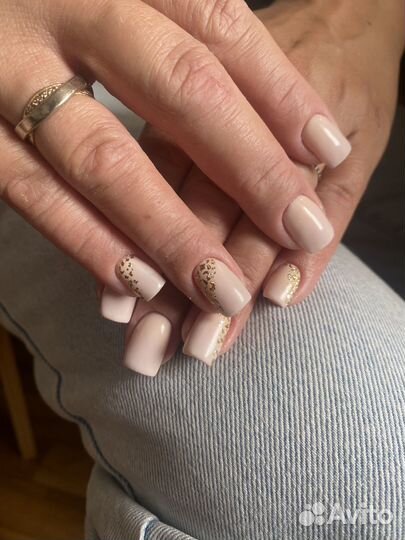 Маникюр/педикюр/наращивание