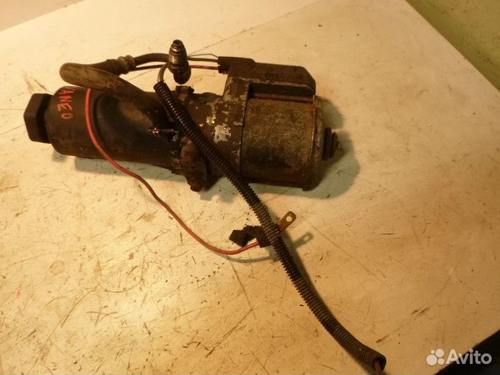 Насос гидроусилителя mercedes benz vaneo vaneo W41