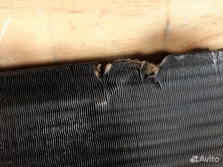 Радиатор двигателя Volkswagen Polo 9N3 BUD 2008