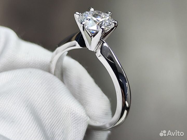 Золотое кольцо с бриллиантом 1.05ct +сертификат