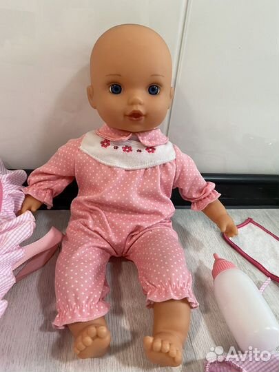 Кукла с переноской и коляской