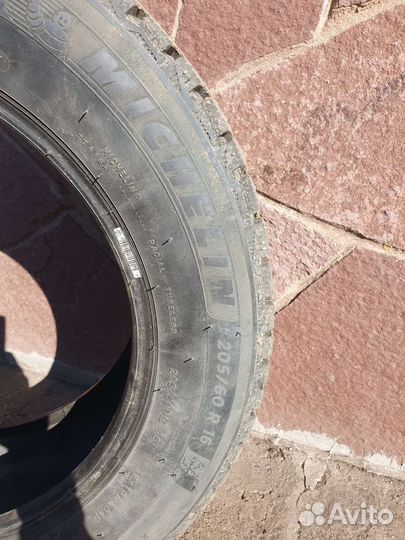 Michelin X-Ice North 4 205/60 R16