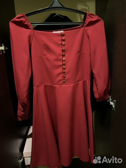 Красное платье 42