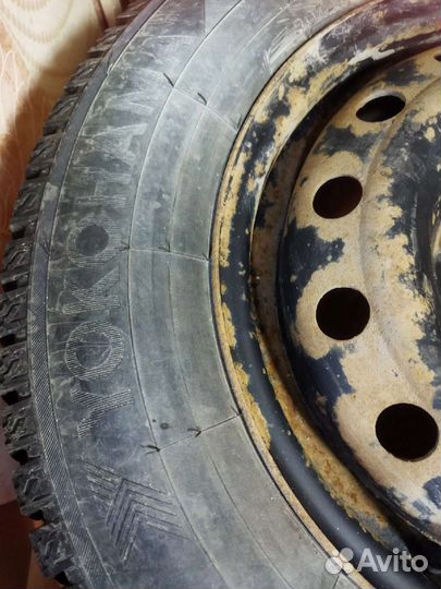 R14 Yokohama Ice Guard Stud IG55 185/70, PCD 4x108 DIA 63.4