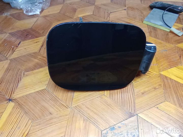 Лючок топливного бака Geely Coolray 2021 66671374