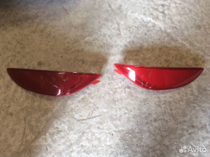 Отражатель заднего бампера седан Hyundai Solaris