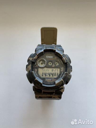 Часы Casio G-Shock