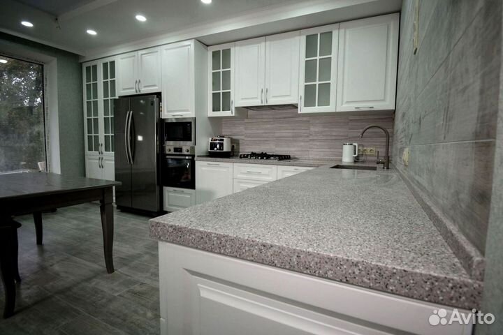 Кухонные гарнитуры новые под ключ