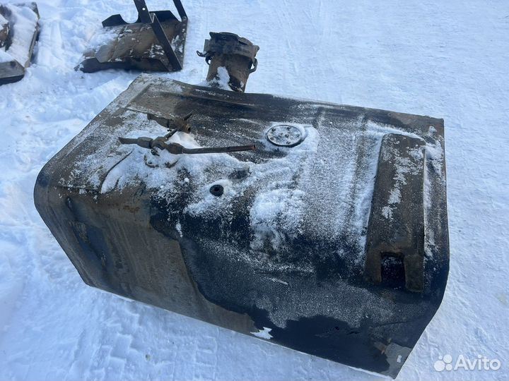 Топливный бак Камаз 4310