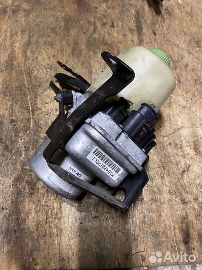Электрогидроусилитель руля Шкода Рапит