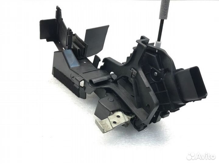 Замок двери передний правый Ford Mondeo седан 2.3